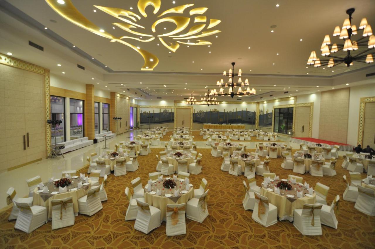 Kk Royal Hotel & Convention Centre Jaipur Dış mekan fotoğraf