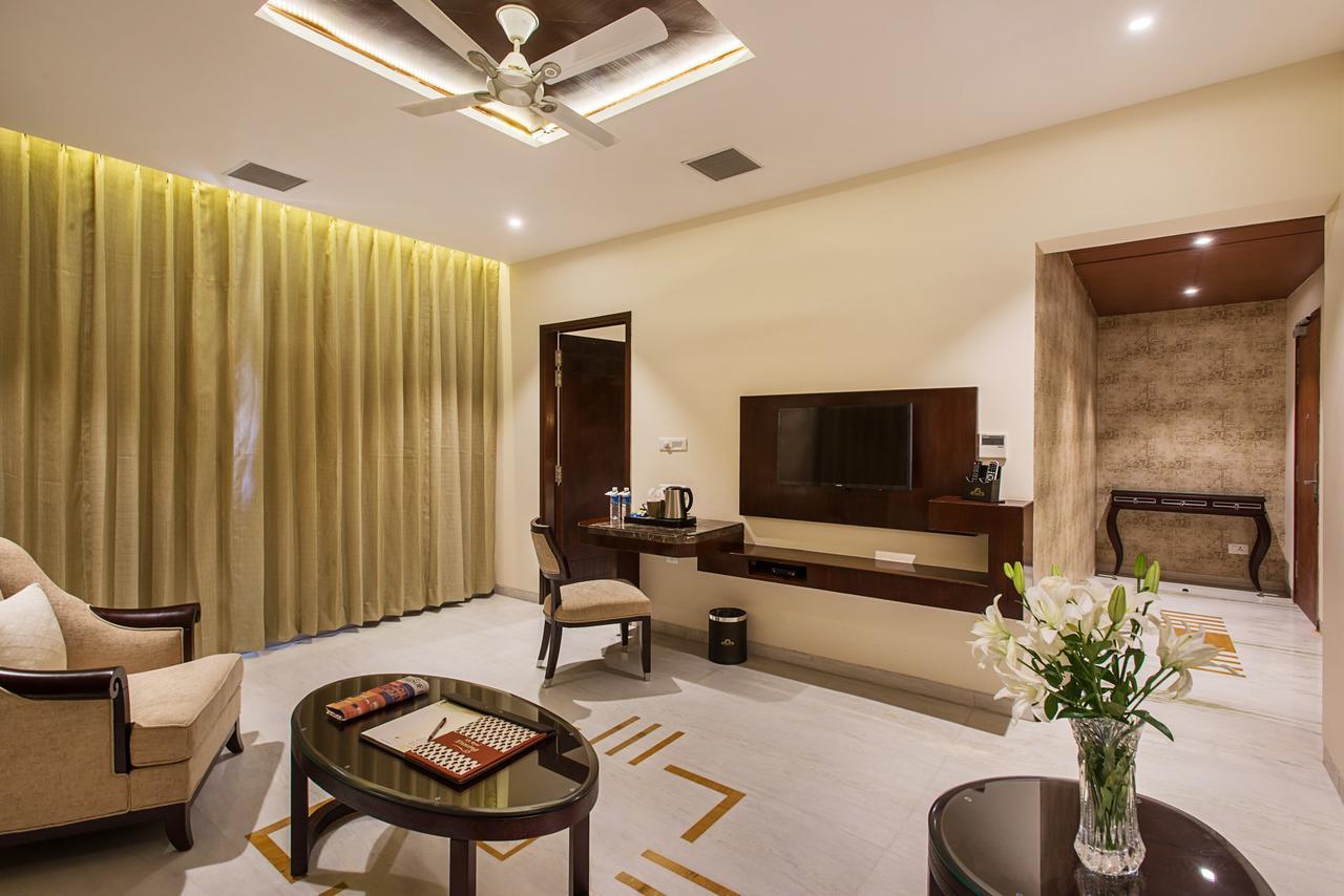 Kk Royal Hotel & Convention Centre Jaipur Dış mekan fotoğraf