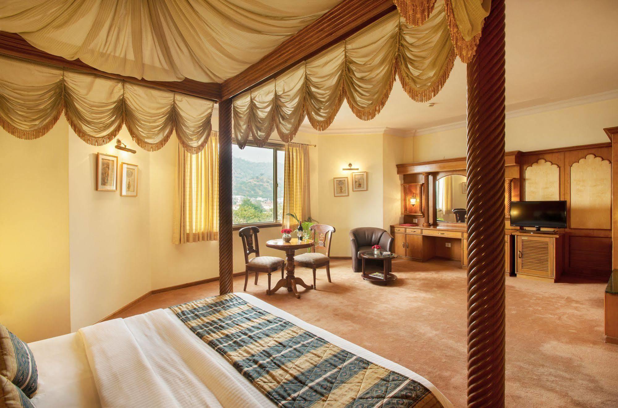 Kk Royal Hotel & Convention Centre Jaipur Dış mekan fotoğraf